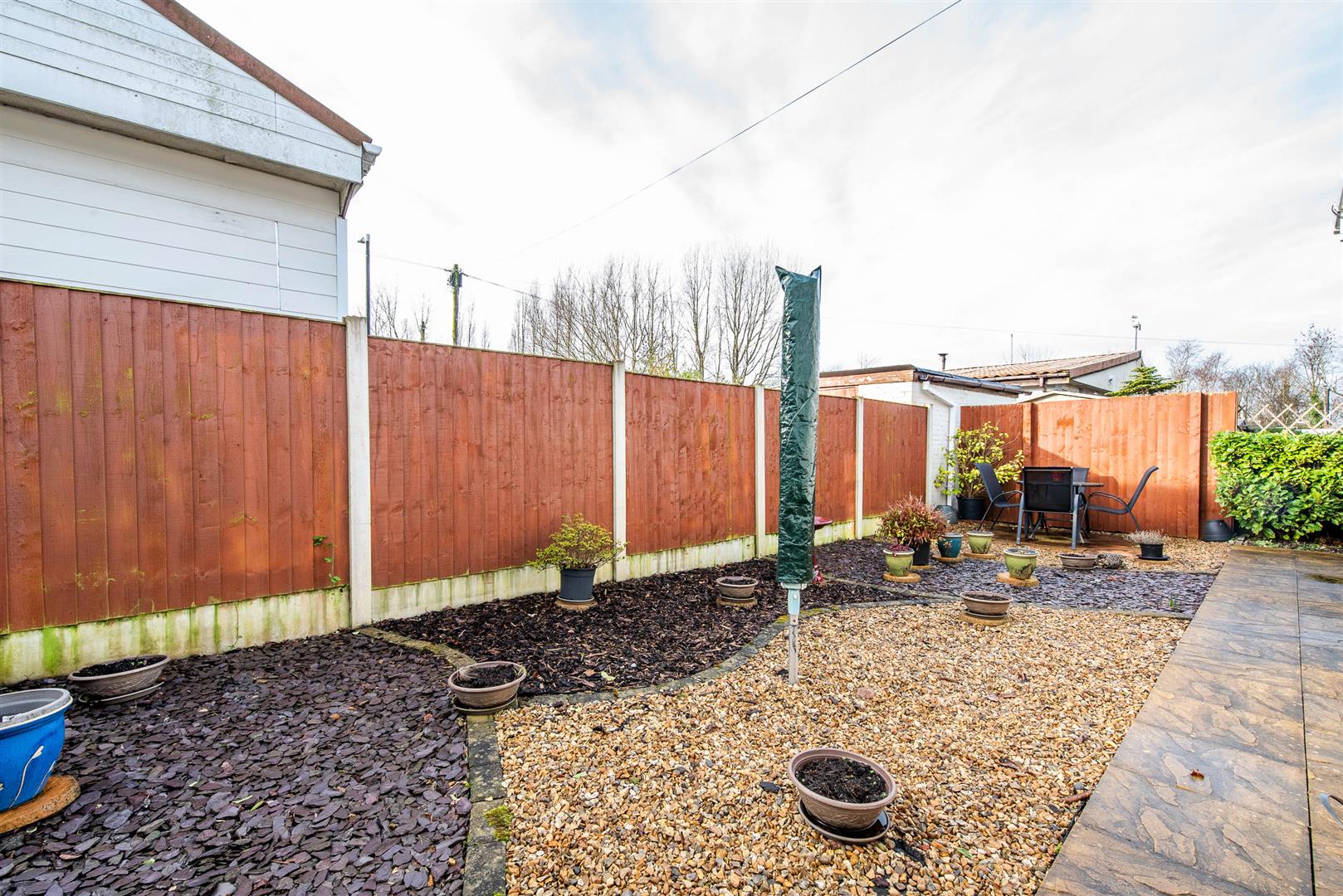 2 bed property in Wigan Road, Leyland